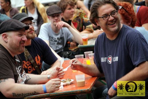 Jamaican BBQ Battle - Ossi (Grover Rec.) vs. Mutti (Muttis Booking) 18. This Is Ska Festival - Wasserburg, Rosslau 28. Juni 2014 (25).JPG